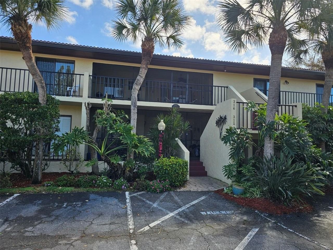 6468 Seagull Dr #316 - Photo 2 of 31