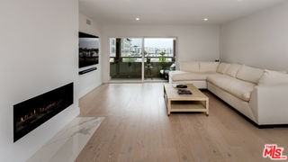 4350 Via Dolce #210 - Photo 3 of 8