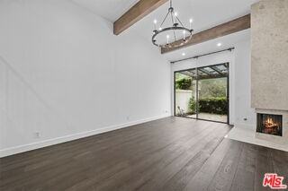 1486 Palisades Dr - Photo 2 of 8