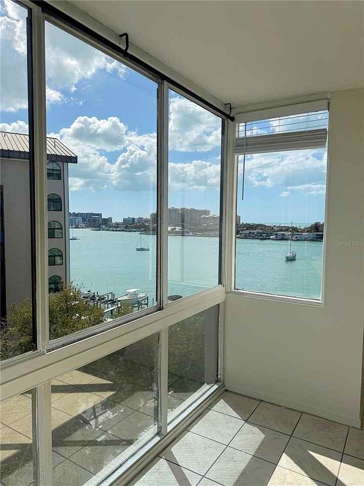 660 Island Way #607 - Photo 6 of 50