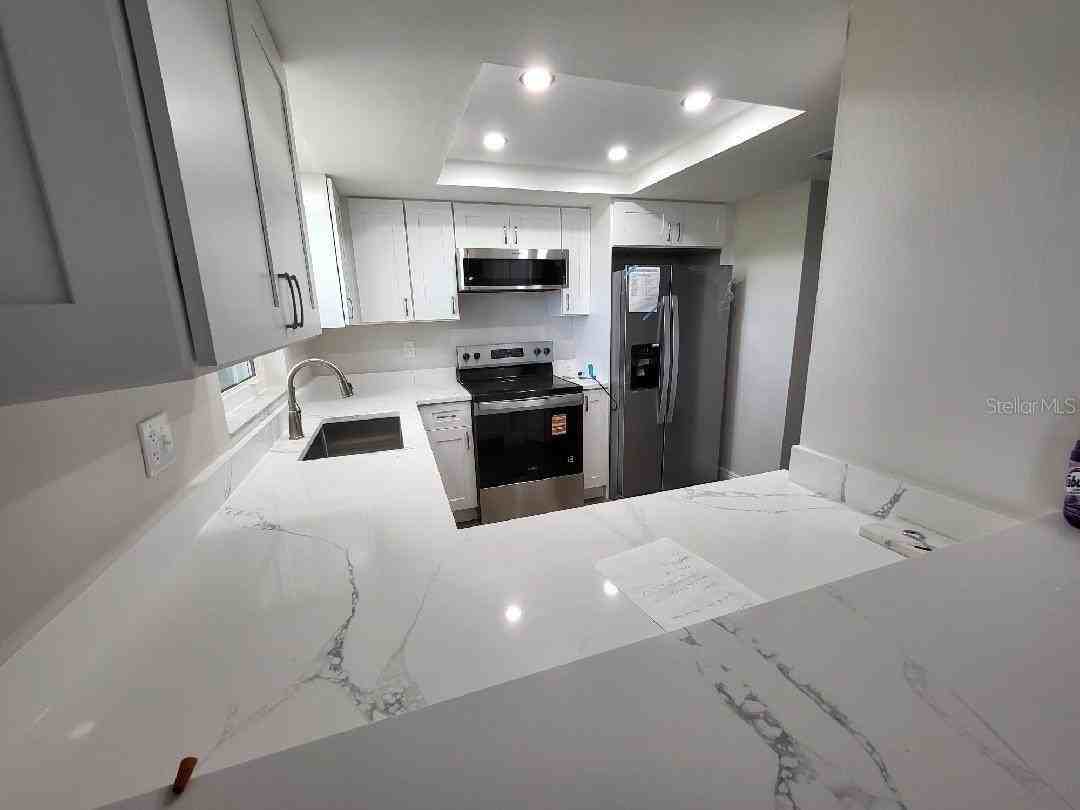 8817 Bay Pointe Dr #C108 - Photo 3 of 17