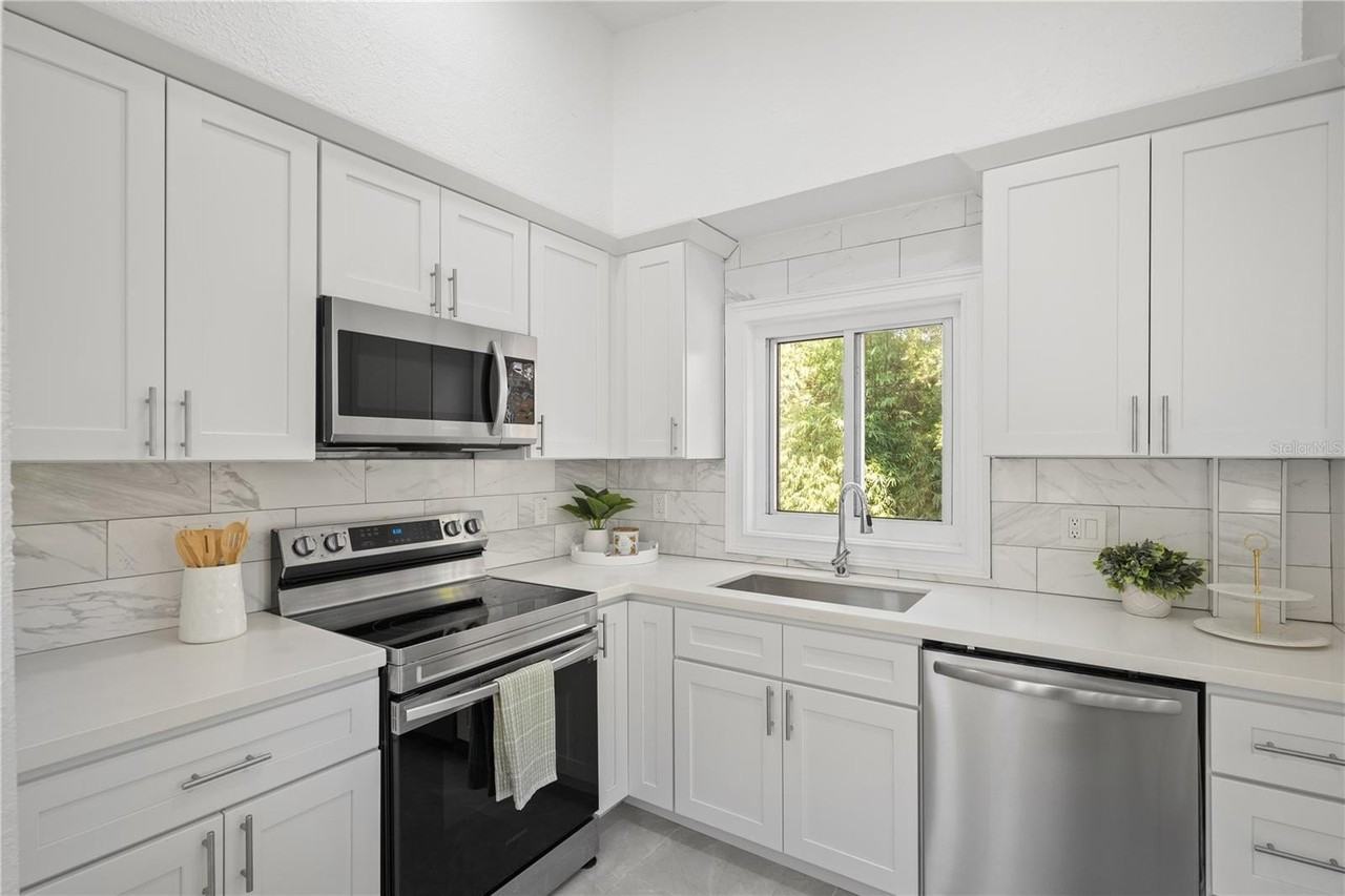 5115 16th St N - Photo 6 of 23