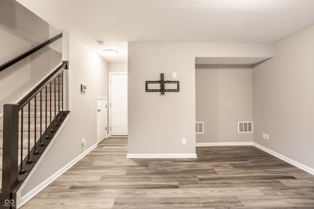 3123 Bolton Square Blvd - Photo 5 of 31