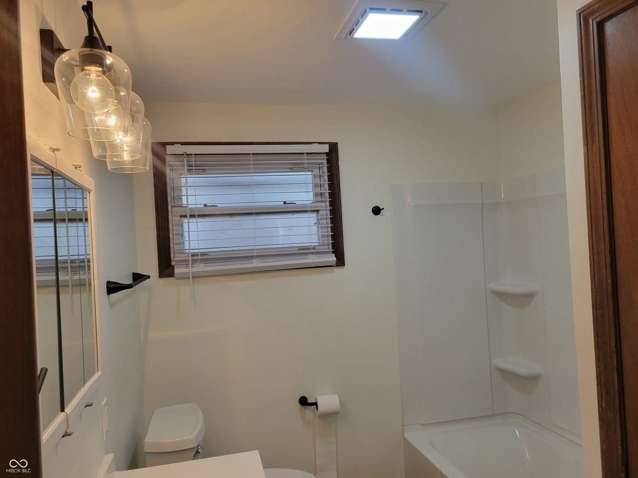 3425 Campbell St - Photo 5 of 15