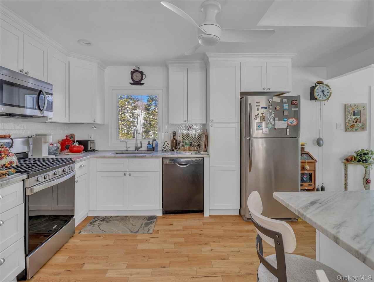 6 Kenbar Rd - Photo 5 of 36