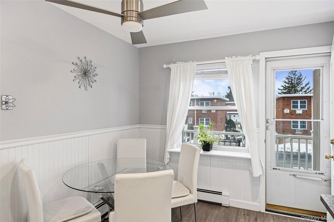 219 Farber Dr Unit 219 #219 - Photo 3 of 18