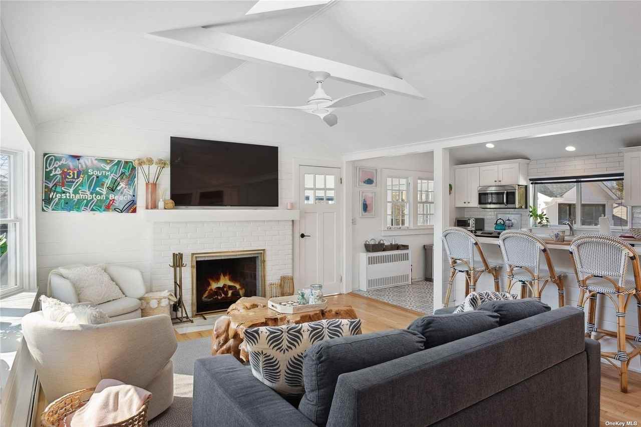 66 Library Ave - Photo 5 of 26