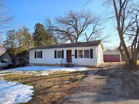 817 Tomahawk Trl - Photo 1 of 1