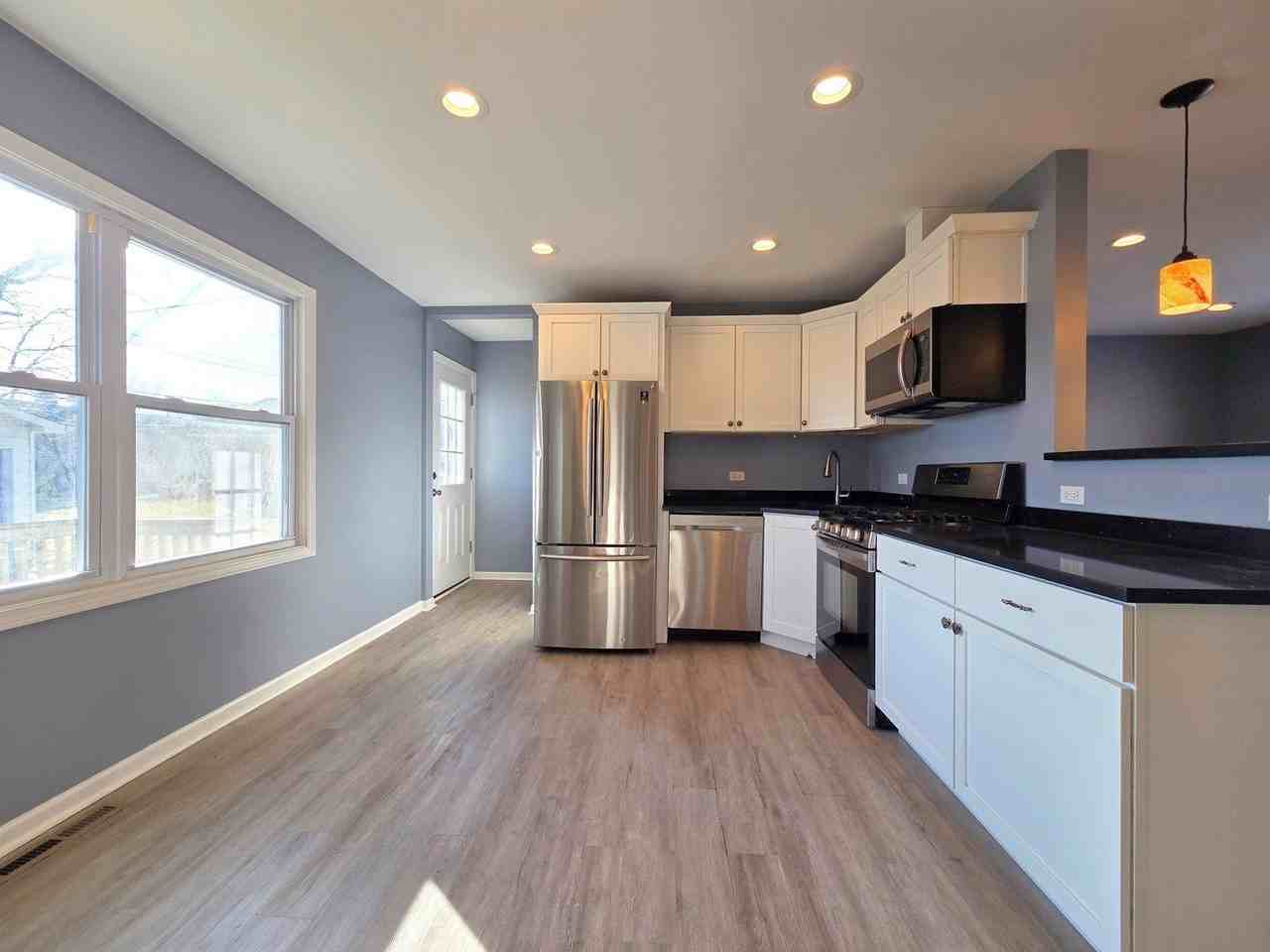 817 Tomahawk Trl - Photo 6 of 22