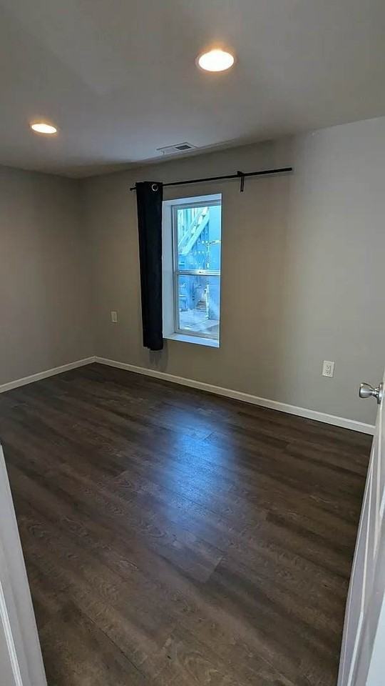 1629 W Beach Ave Unit 1r #1R - Photo 5 of 10