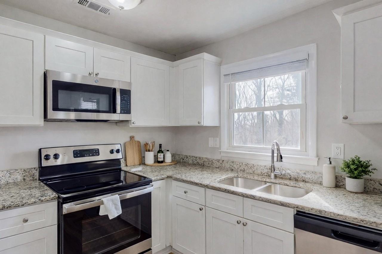 Utoy Ct Sw - Photo 4 of 18