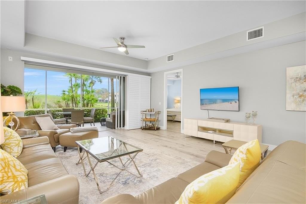 3099 Lancaster Dr Unit 7-701 #7-701 - Photo 4 of 28