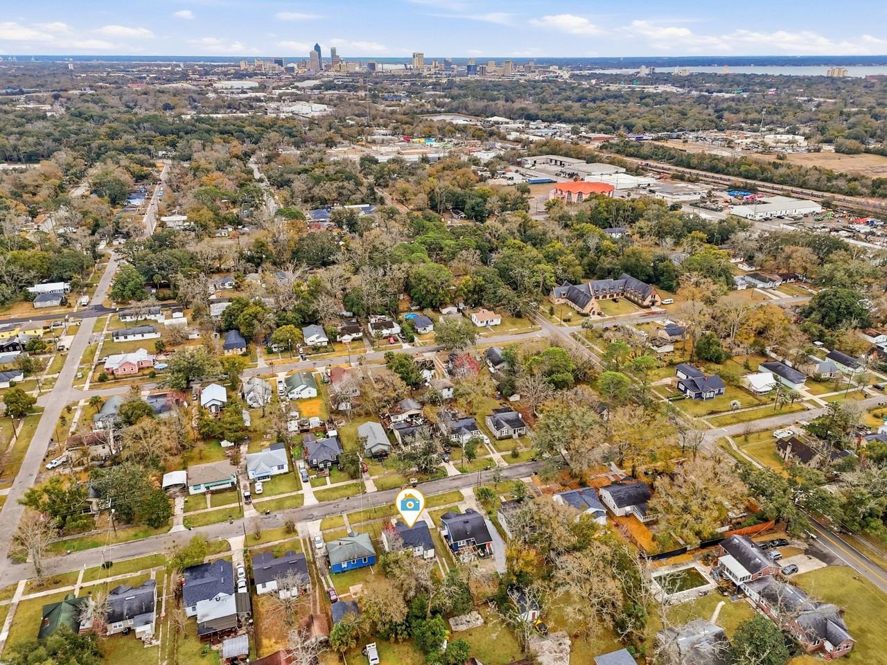 Mackinaw St - Photo 4 of 12