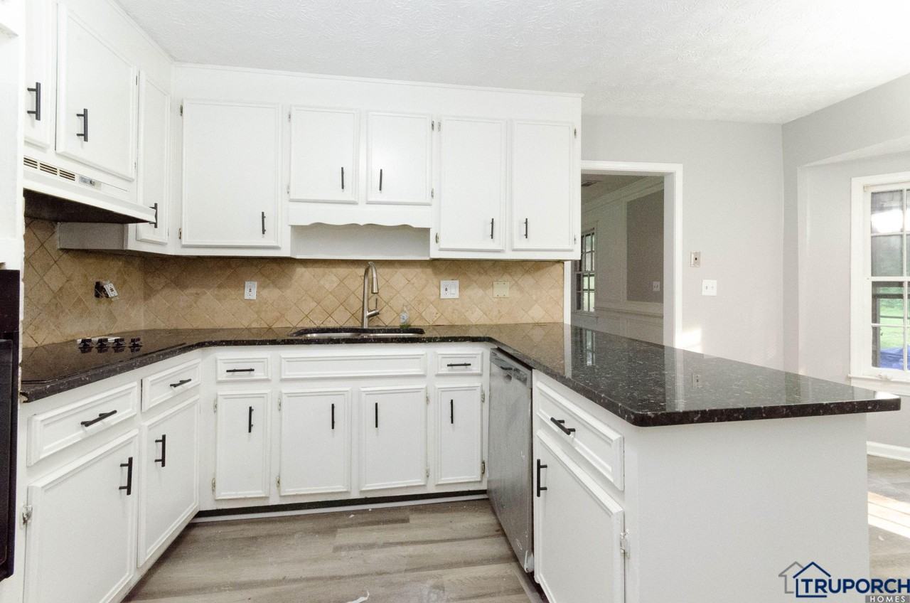 Summie Dr Sw - Photo 2 of 7