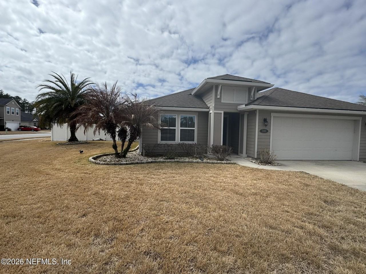 380 Crescent Key Dr - Photo 3 of 50