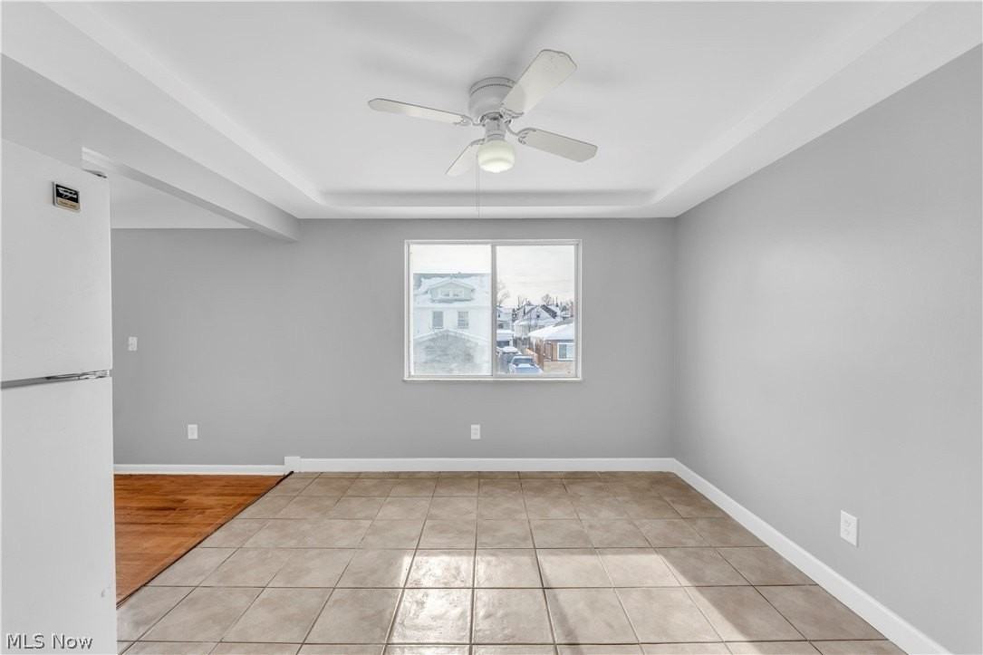 10725 Vernon Ave #2UP - Photo 3 of 22
