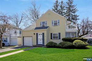 featured image of 120 Van Buren Ave