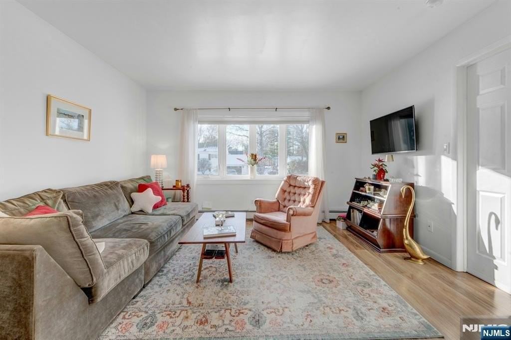 13 Murray Rd - Photo 3 of 19