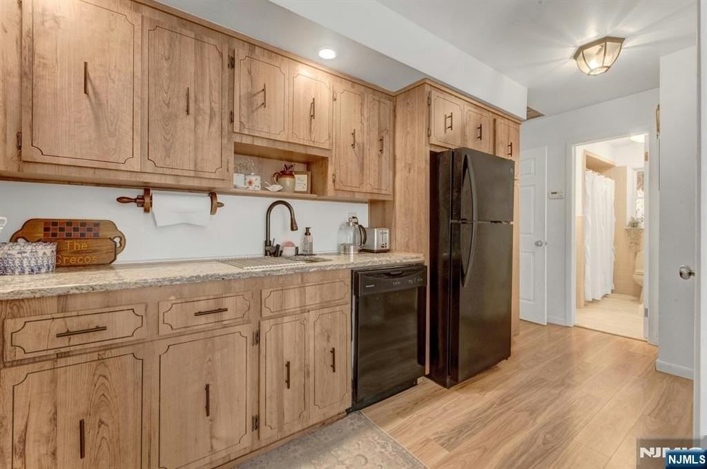 13 Murray Rd - Photo 7 of 19