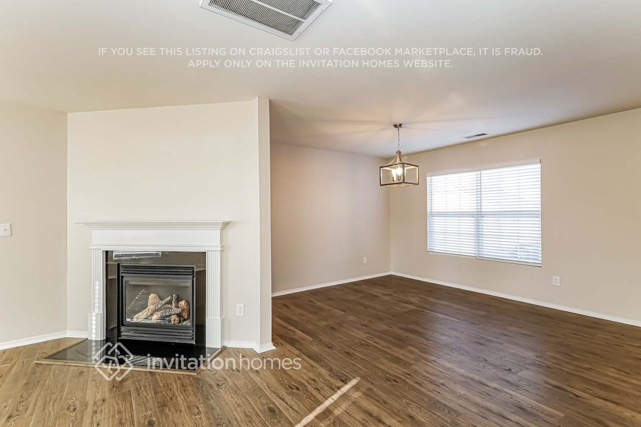 9205 Ames Hollow Rd - Photo 6 of 18