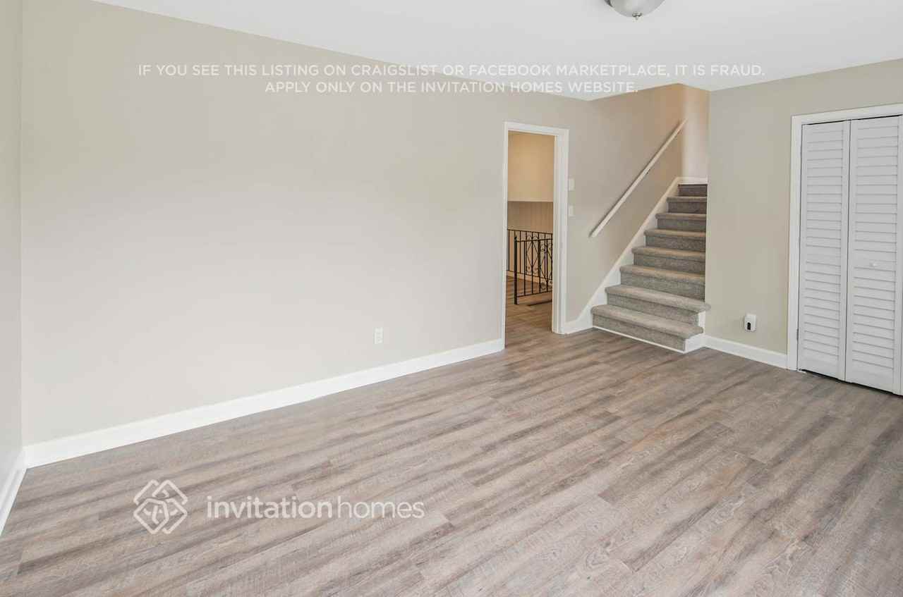 6301 Old Coach Rd - Photo 5 of 29