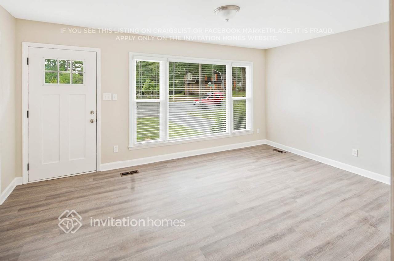 6301 Old Coach Rd - Photo 6 of 29