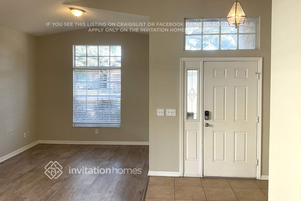 13707 Ogakor Dr - Photo 3 of 17