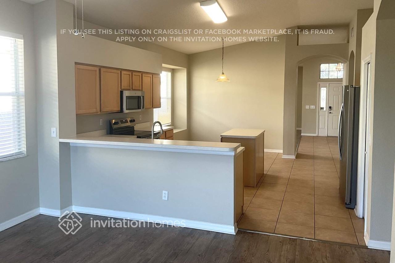 13707 Ogakor Dr - Photo 5 of 17