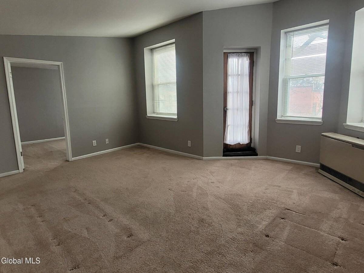 68 Morris St #6 - Photo 7 of 18