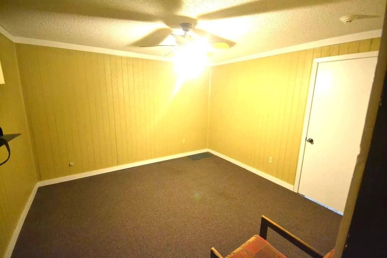 1661 Highway 79 S - Photo 5 of 9