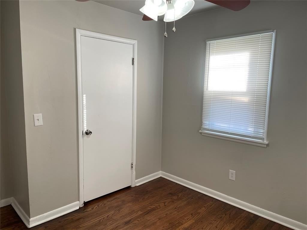 228 W 9th St - Photo 7 of 24