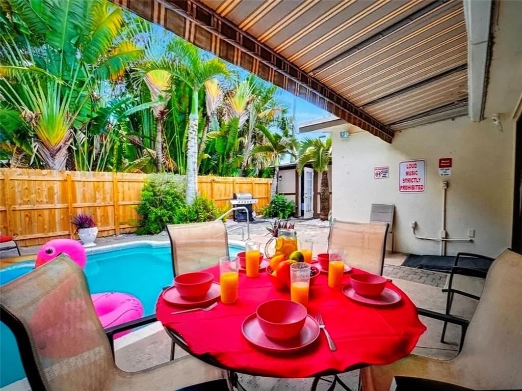 3024 Ne 2nd Ter - Photo 3 of 38