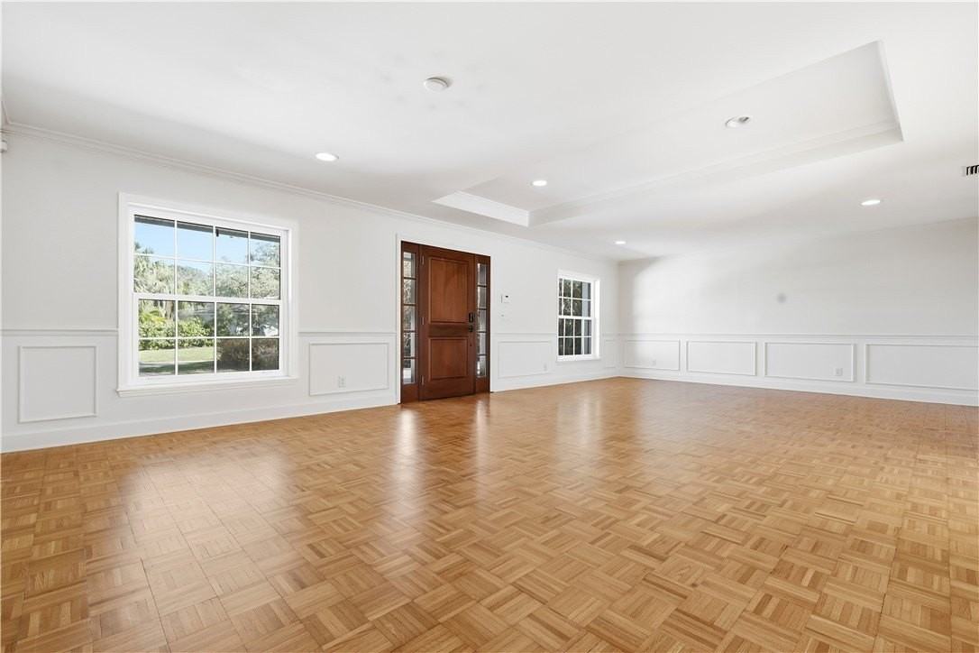 4617 Pebble Bay S - Photo 2 of 30