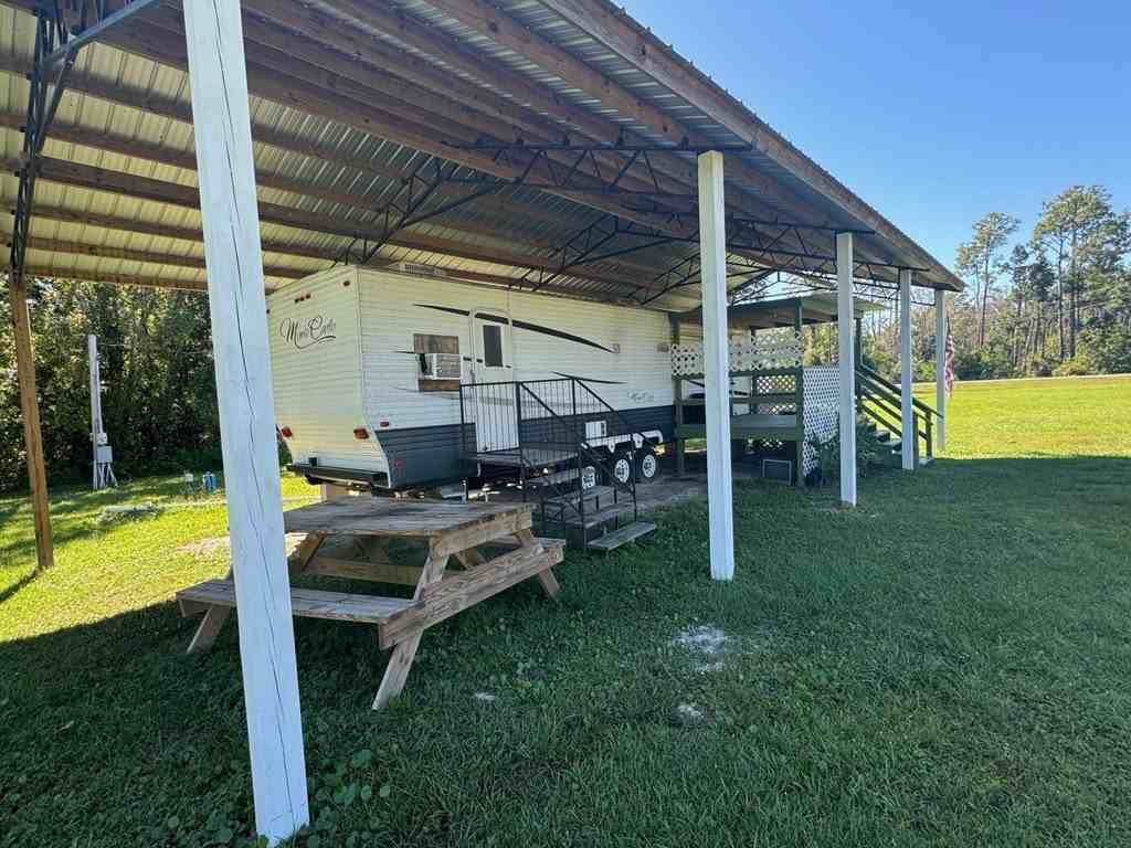 1249 Highway 22 - Photo 2 of 9