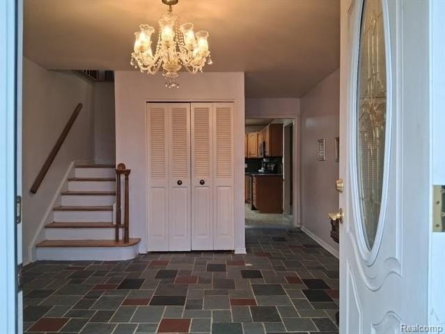 12759 Joseph Dr - Photo 2 of 33