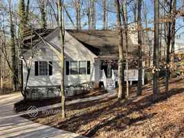 featured image of 6065 Savannah Dr