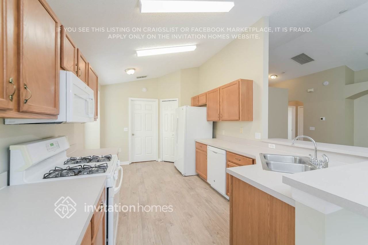 226 Manoel Ln - Photo 7 of 17