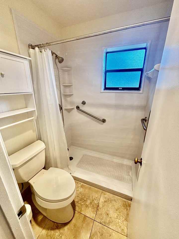 9890 Bischofia Tree Way #B - Photo 5 of 6