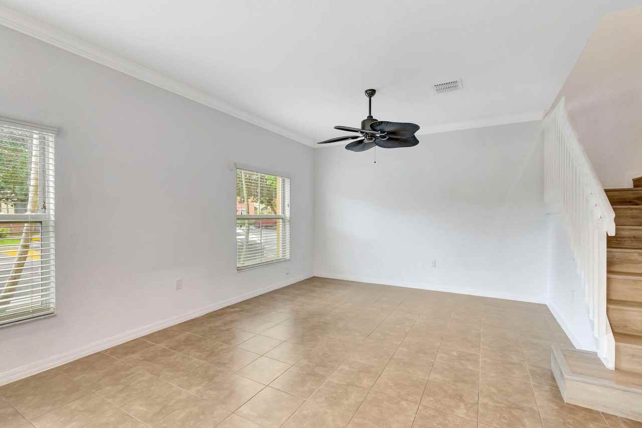 157 Monterey Bay Dr - Photo 7 of 30