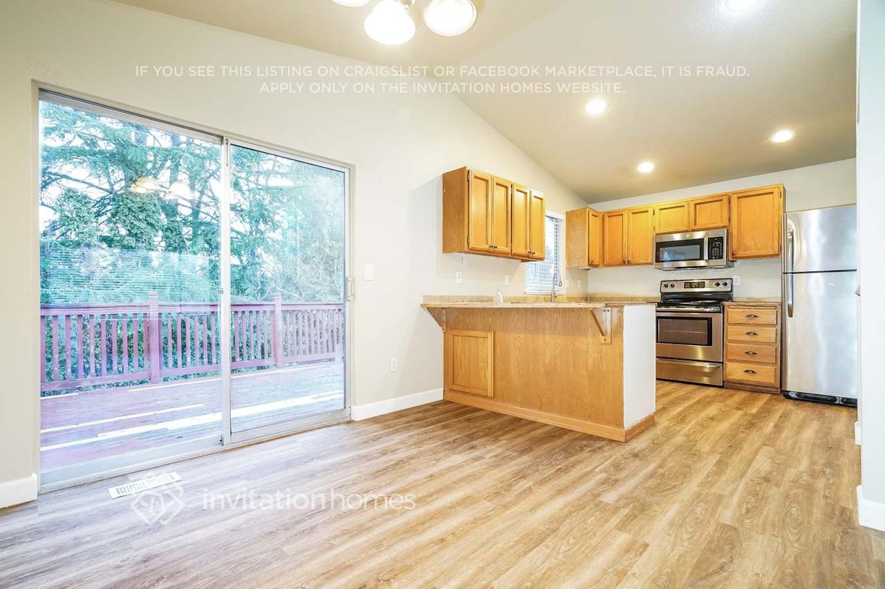 12636 Se 317th St - Photo 7 of 18