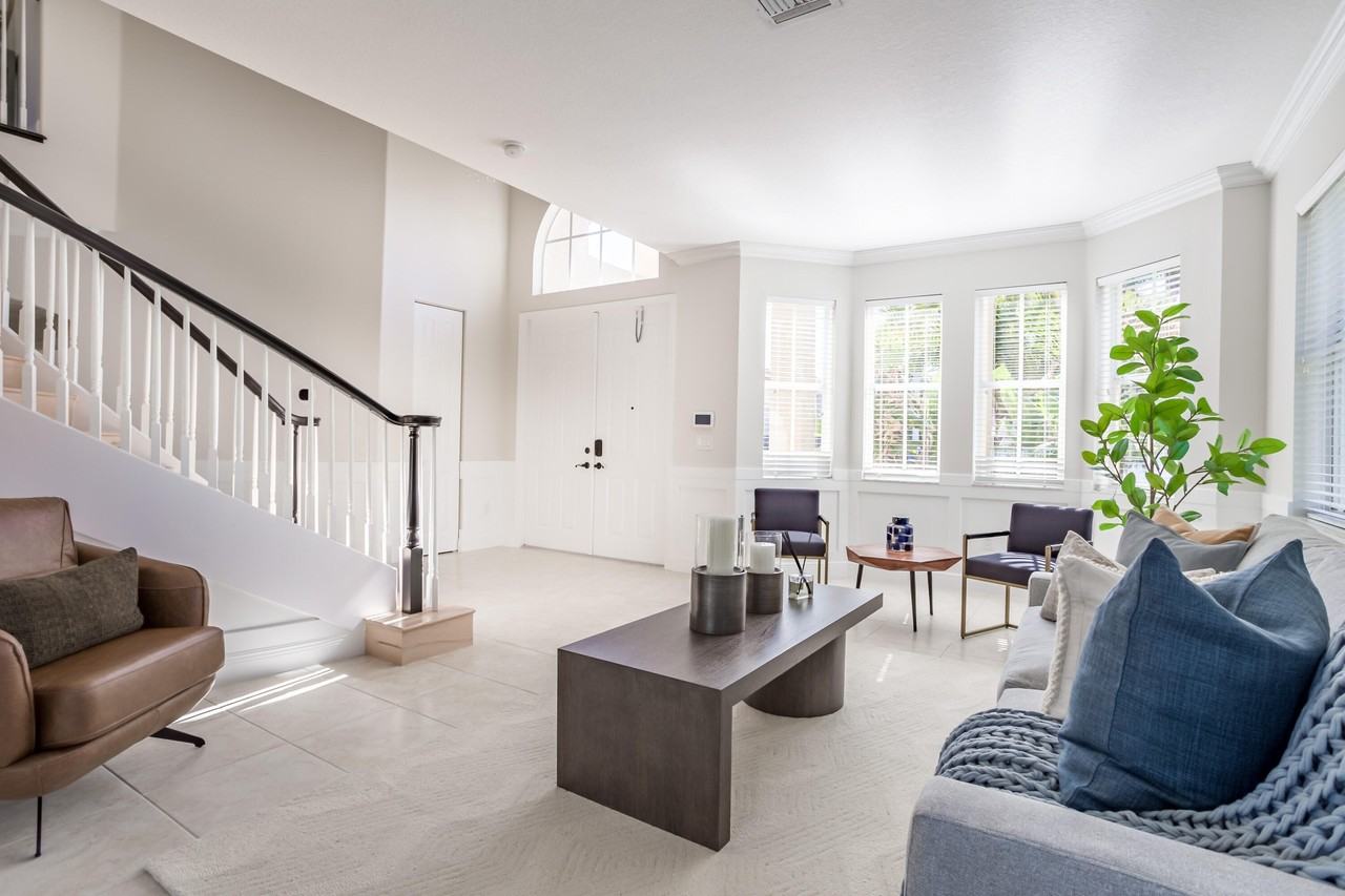 9638 Worswick Ct - Photo 6 of 38