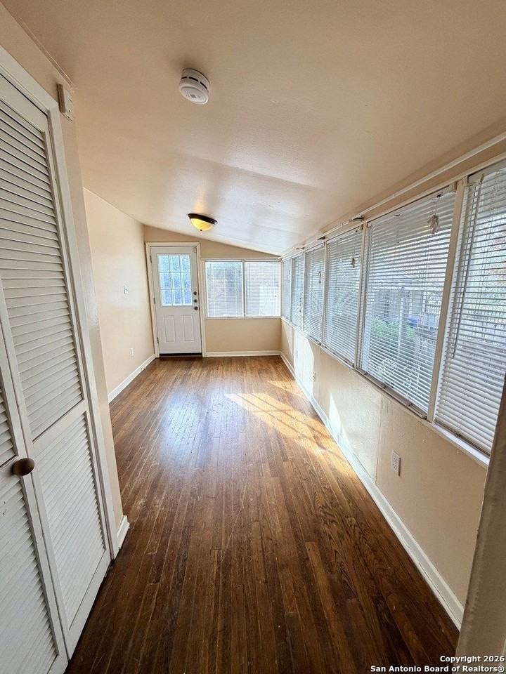 118 Field Crest Dr - Photo 7 of 18