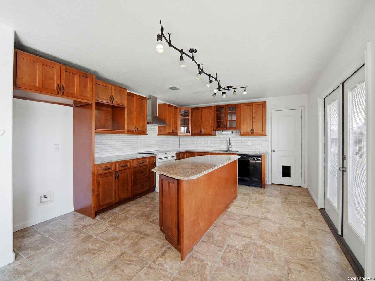 261 Hinge Path - Photo 5 of 19