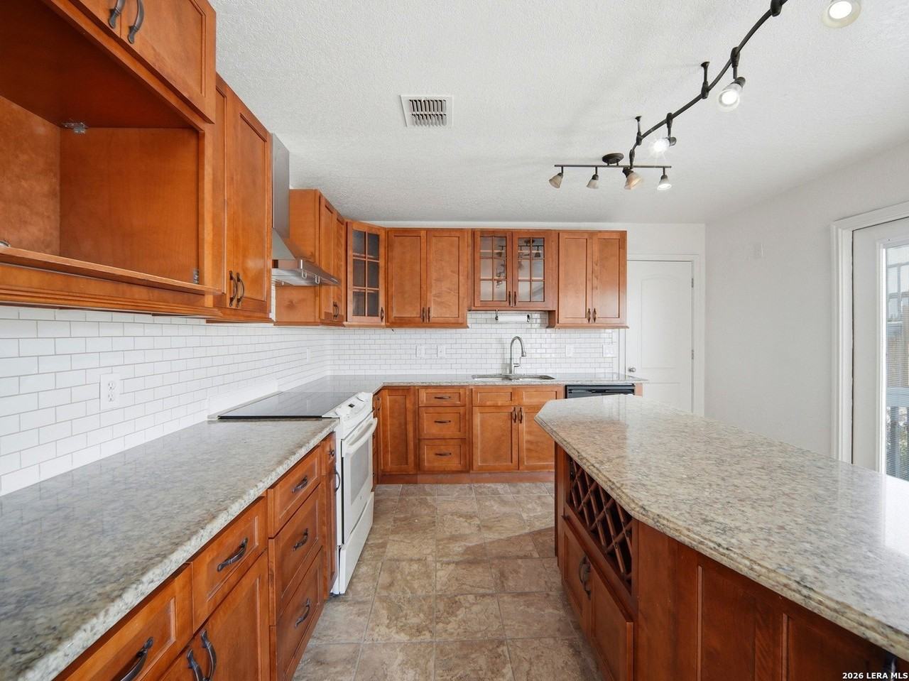 261 Hinge Path - Photo 6 of 19