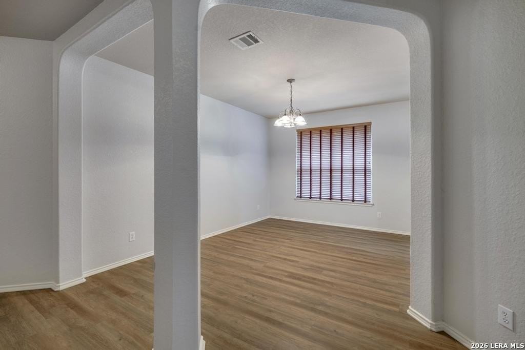 8343 Bordeaux Bay - Photo 3 of 23