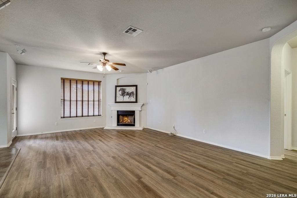 8343 Bordeaux Bay - Photo 4 of 23