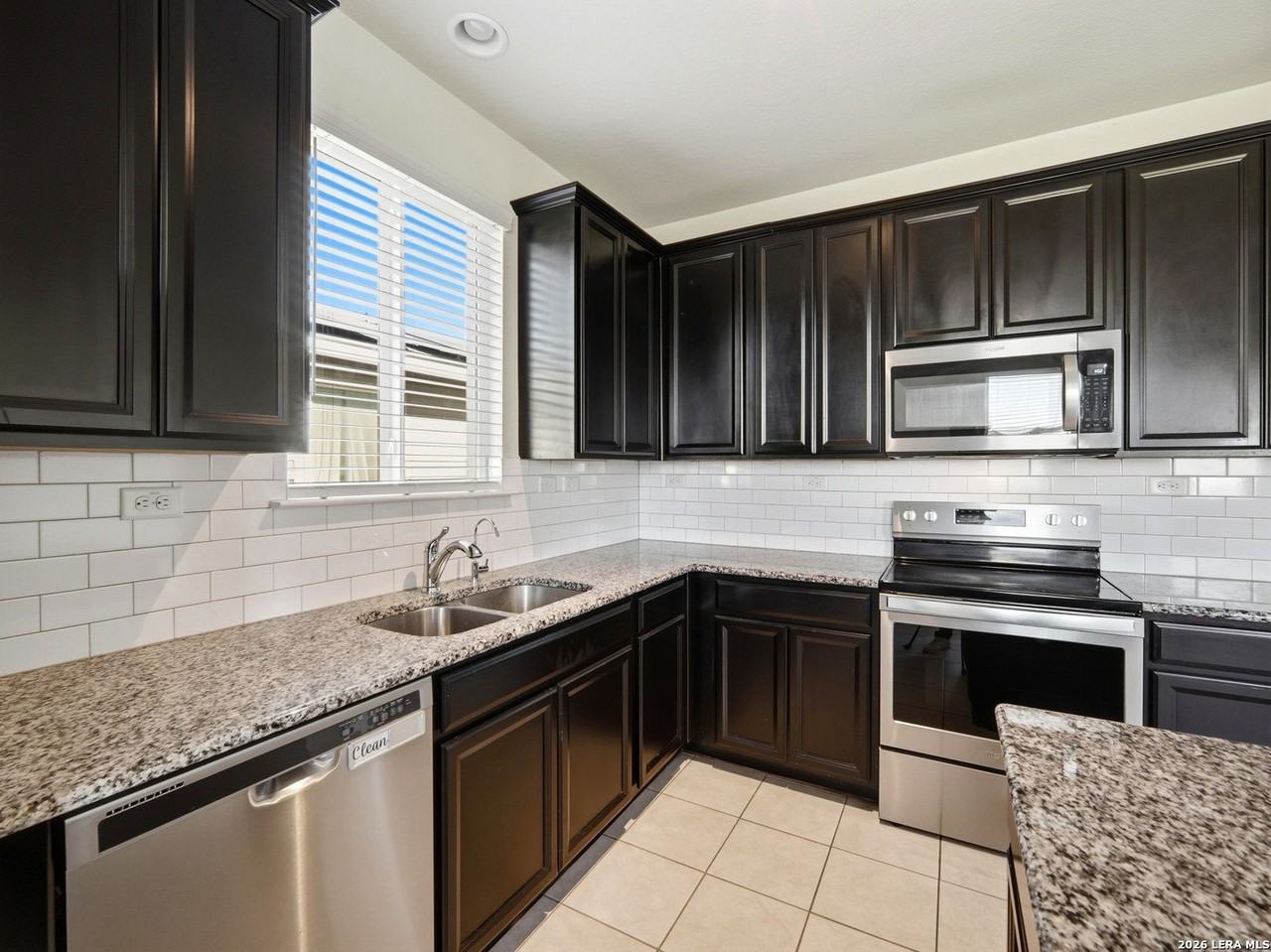 308 Autumn Rouge - Photo 5 of 15