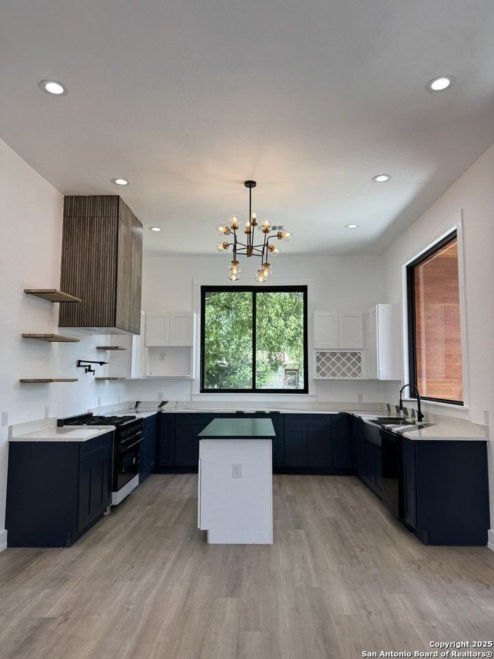 105 Forrest Ave - Photo 3 of 16