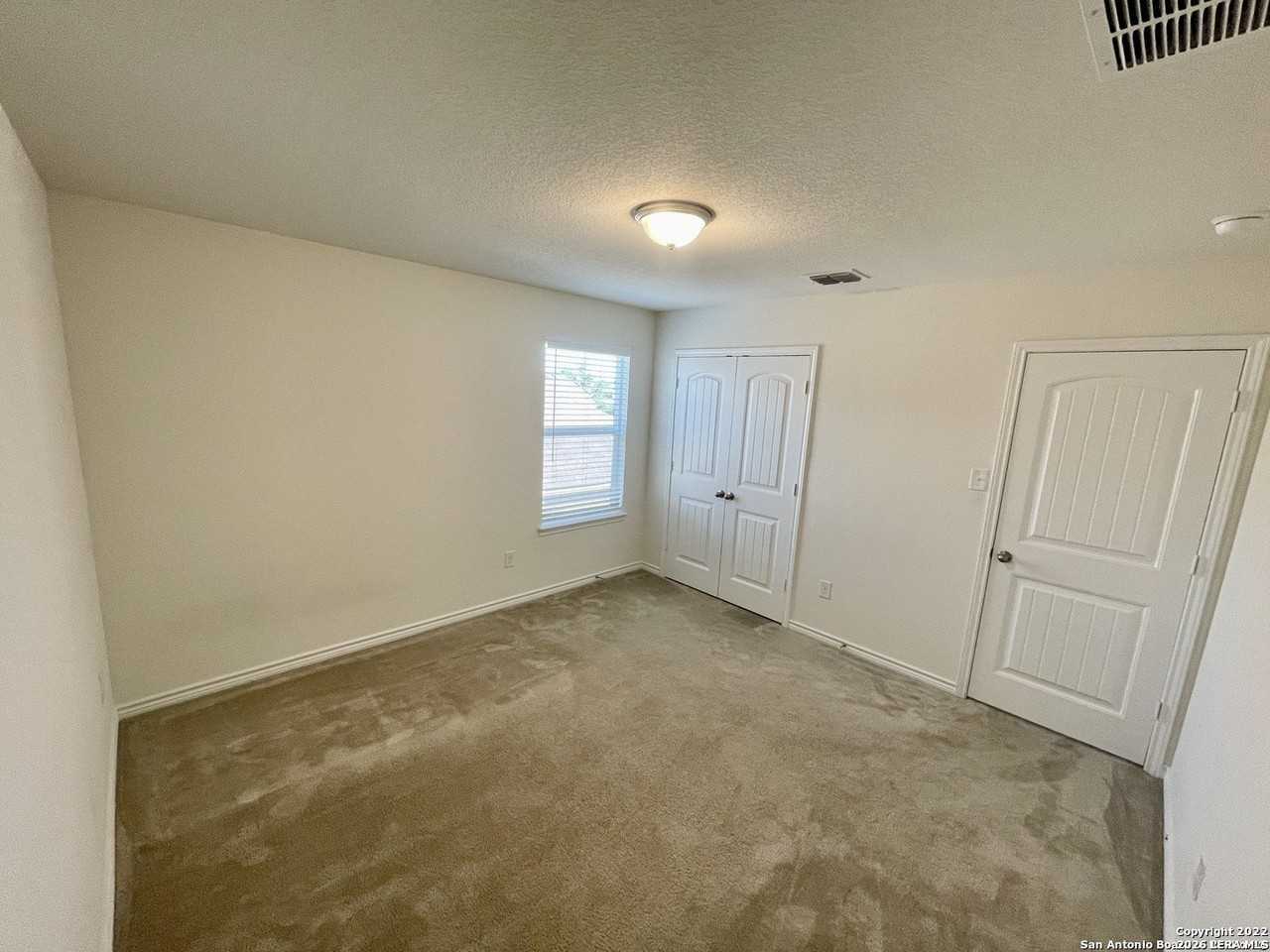 7967 Hanging Br - Photo 4 of 36