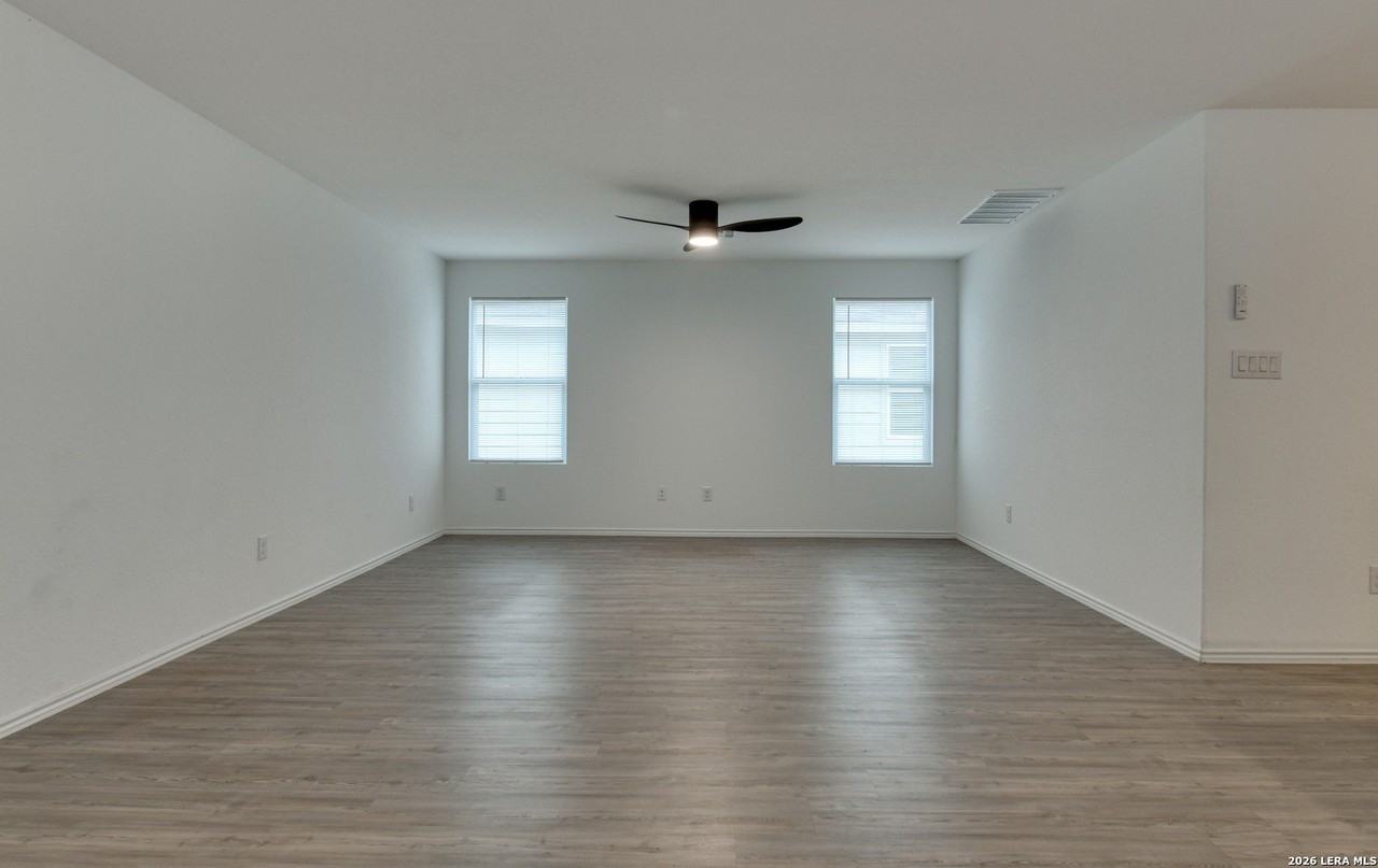 3614 Millbrook Way - Photo 4 of 22